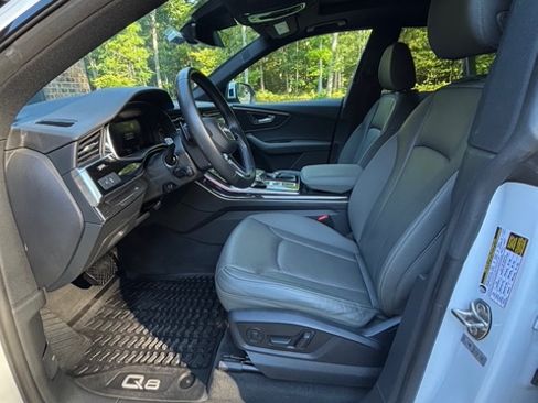 Used 2021 Audi Q8 Premium Plus AWD/4WD image 17