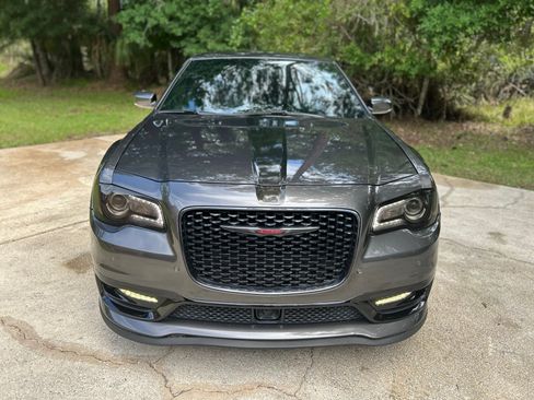 Used 2021 Chrysler 300 S w/ S Model Appearance Package RWD image 6