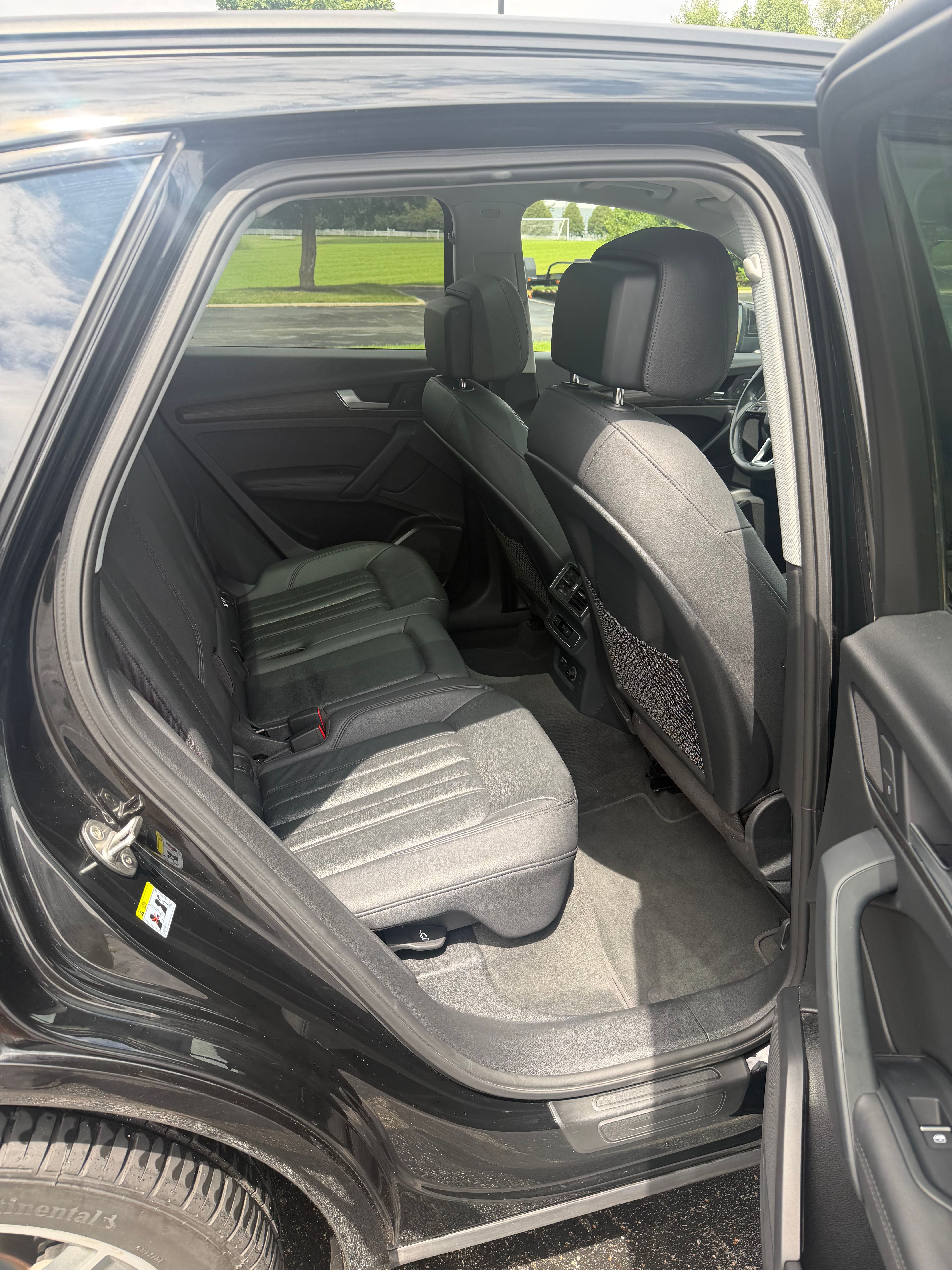 Used 2019 Audi Q5 2.0T Premium Plus w/ Premium Plus Package AWD/4WD image 12