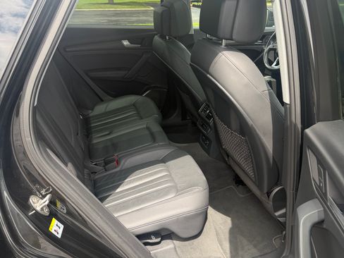 Used 2019 Audi Q5 2.0T Premium Plus w/ Premium Plus Package AWD/4WD image 11