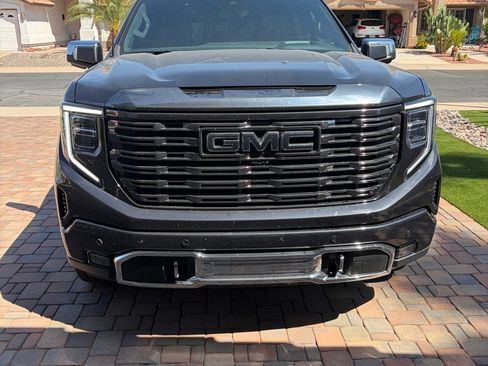 Used 2023 GMC Sierra 1500 Denali Ultimate AWD/4WD image 1