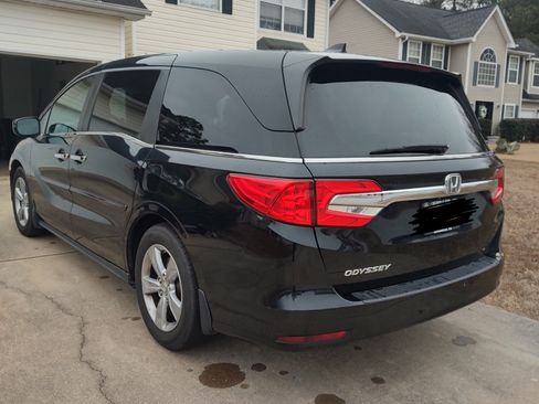 Used 2018 Honda Odyssey EX image 5