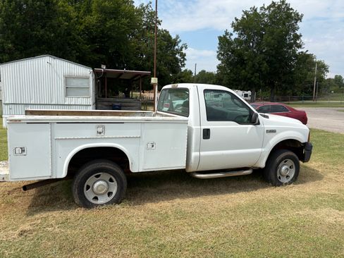 Used 2007 Ford F250 XLT image 32