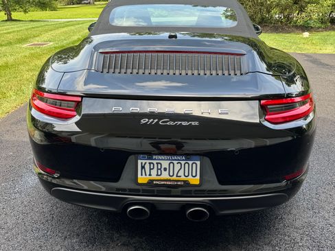 Used 2017 Porsche 911 Carrera image 12