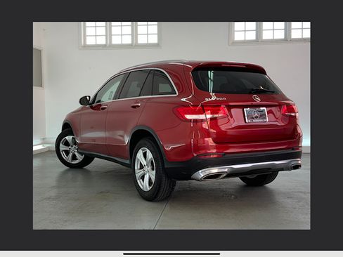 Used 2016 Mercedes-Benz GLC 300 300 Sport Utility 4D image 7