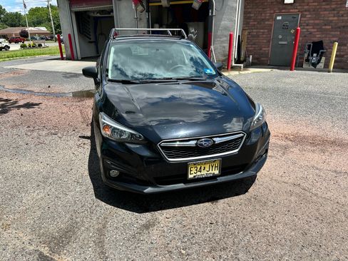 Used 2018 Subaru Impreza 2.0i AWD/4WD image 1