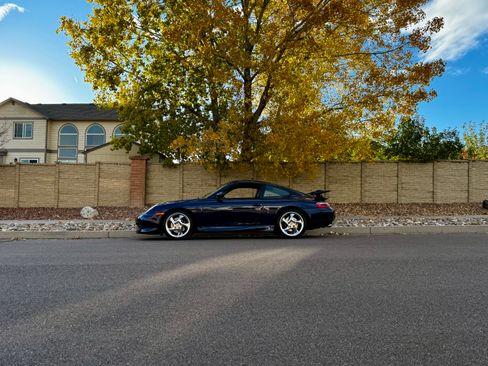 Used 2001 Porsche 911 Carrera RWD image 5