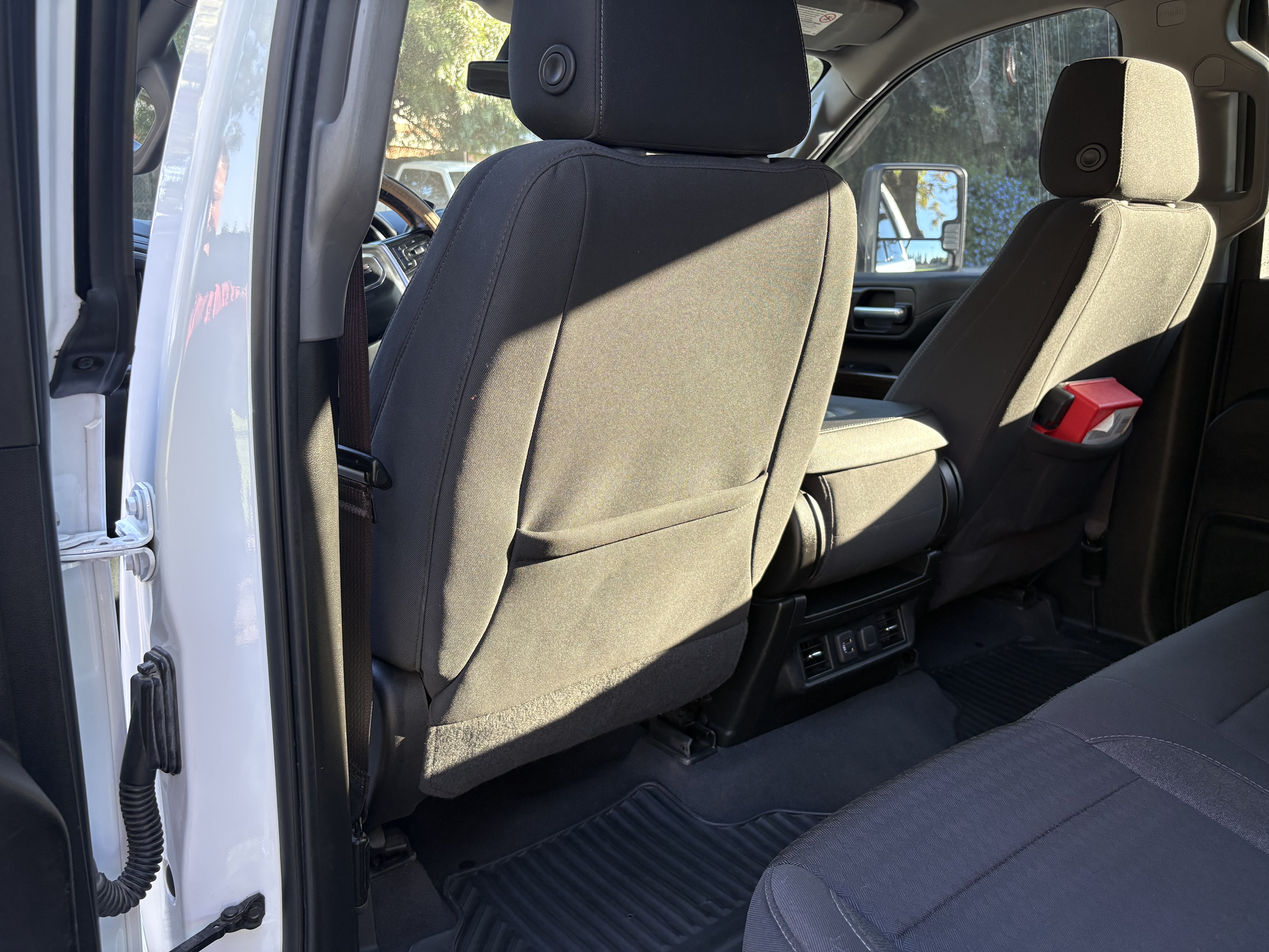 Used 2022 GMC Sierra 2500 SLE w/ SLE Value Package; AWD/4WD image 14