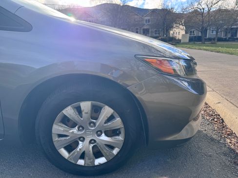 Used 2012 Honda Civic LX image 5