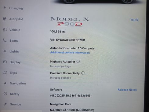 Used 2016 Tesla Model X P90D image 22