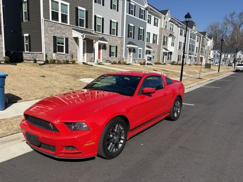 Used 2014 Ford Mustang Premium w/ Electronics Package image 2