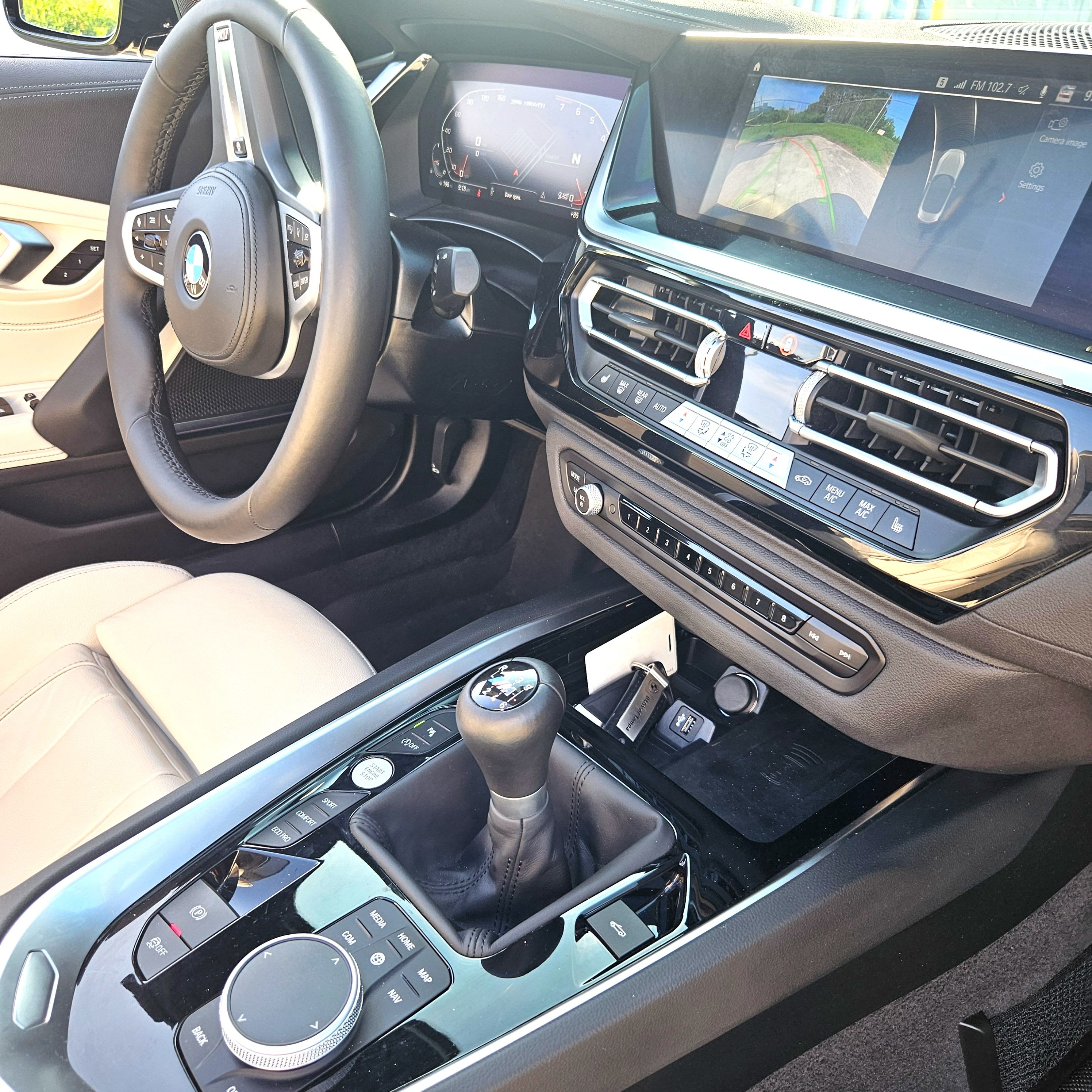 Used 2025 BMW Z4 M40i w/ Edition RWD image 19