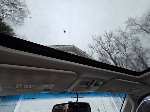 Used 2012 Ford Escape XLT image 10