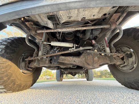 Used 1996 Ford Bronco image 17