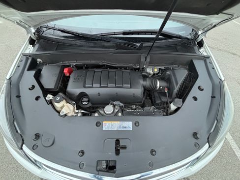 Used 2016 Chevrolet Traverse LT AWD/4WD image 9