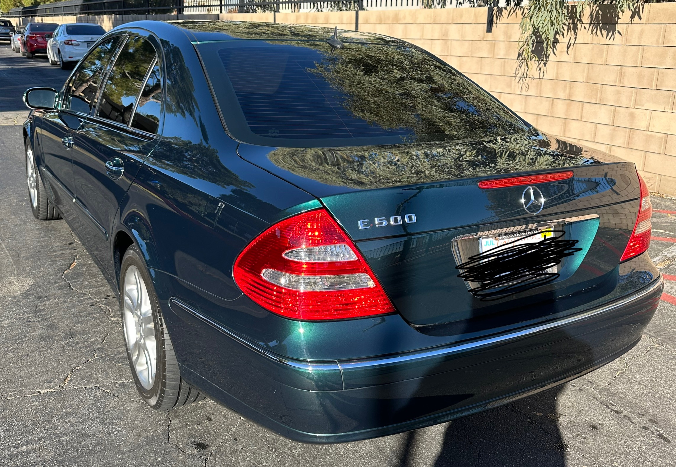 Used 2005 Mercedes-Benz E 500 Sedan image 6