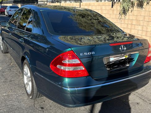 Used 2005 Mercedes-Benz E 500 Sedan image 6