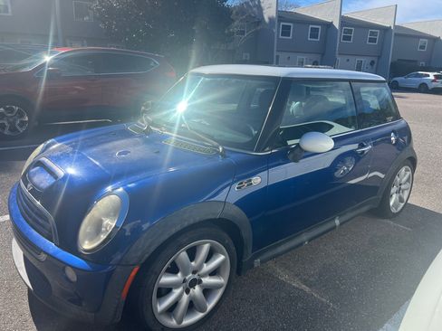 Used 2003 MINI Cooper S image 1