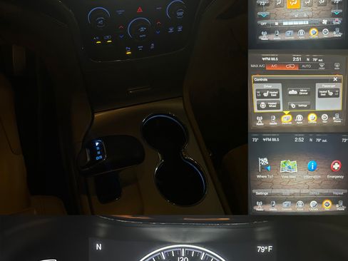 Used 2015 Jeep Grand Cherokee Limited image 16