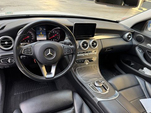 Used 2017 Mercedes-Benz C 300 Sedan image 12