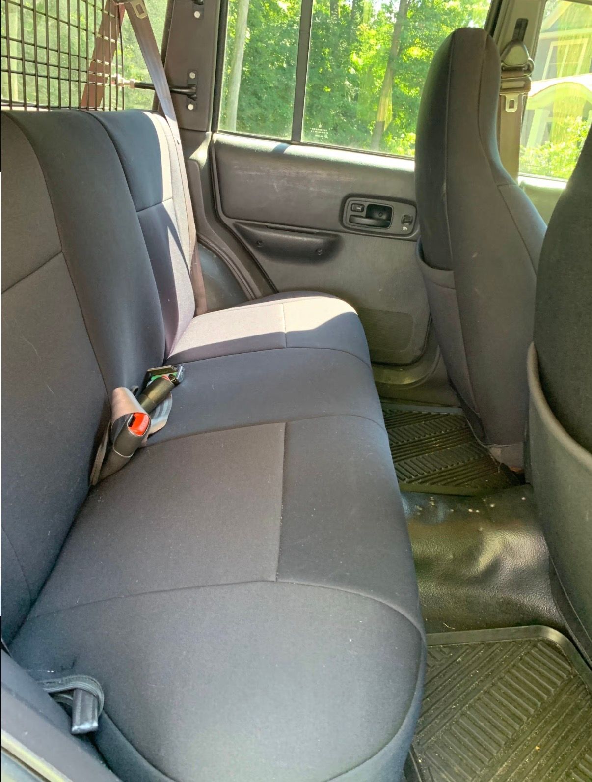 Used 2001 Jeep Cherokee Sport AWD/4WD image 18