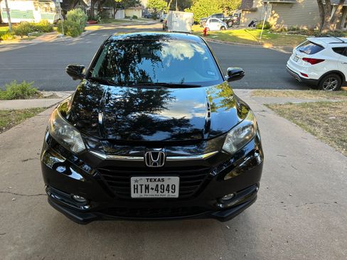 Used 2016 Honda HR-V EX image 16