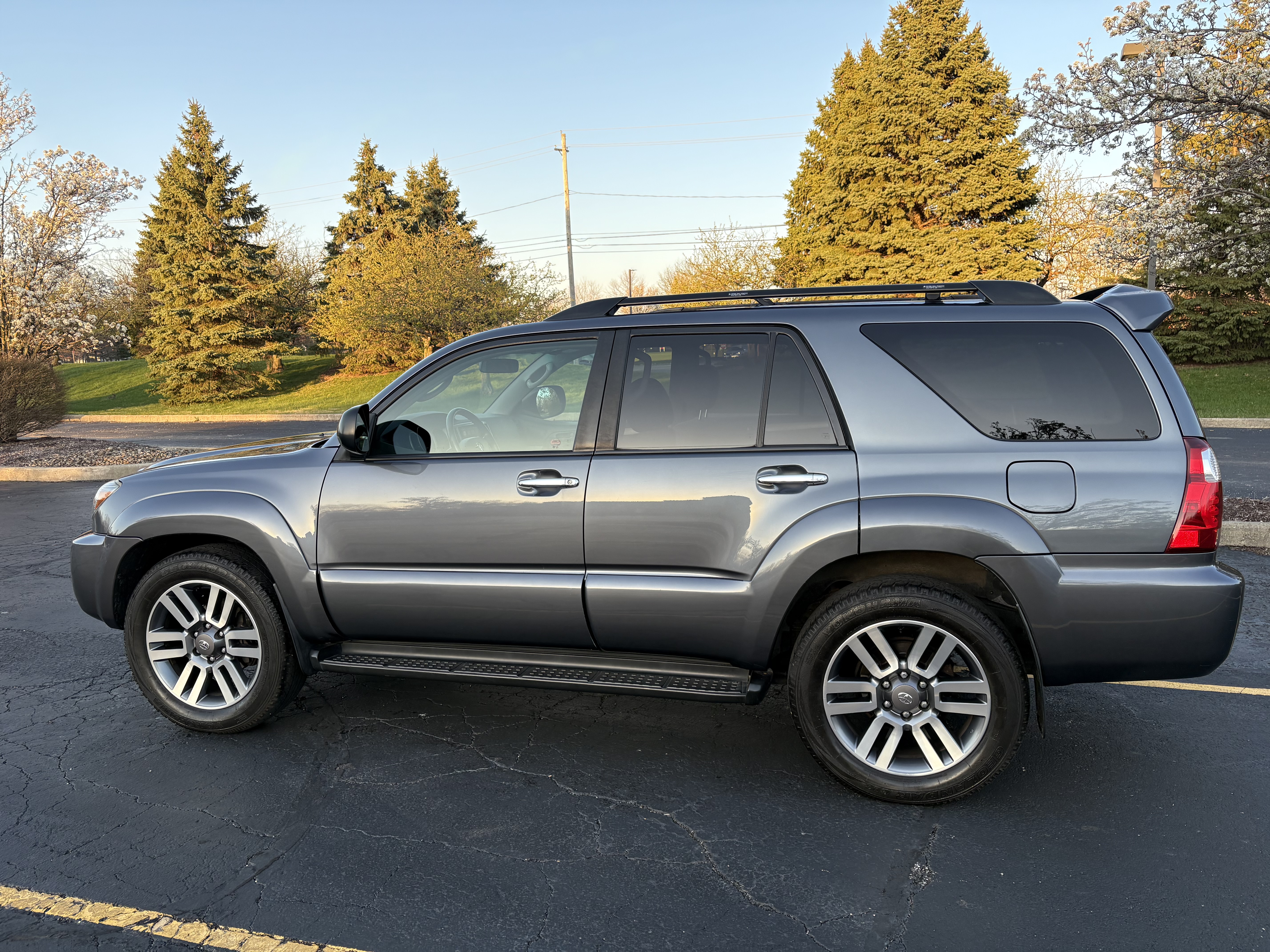 Used 2007 Toyota 4Runner Sport AWD/4WD image 1