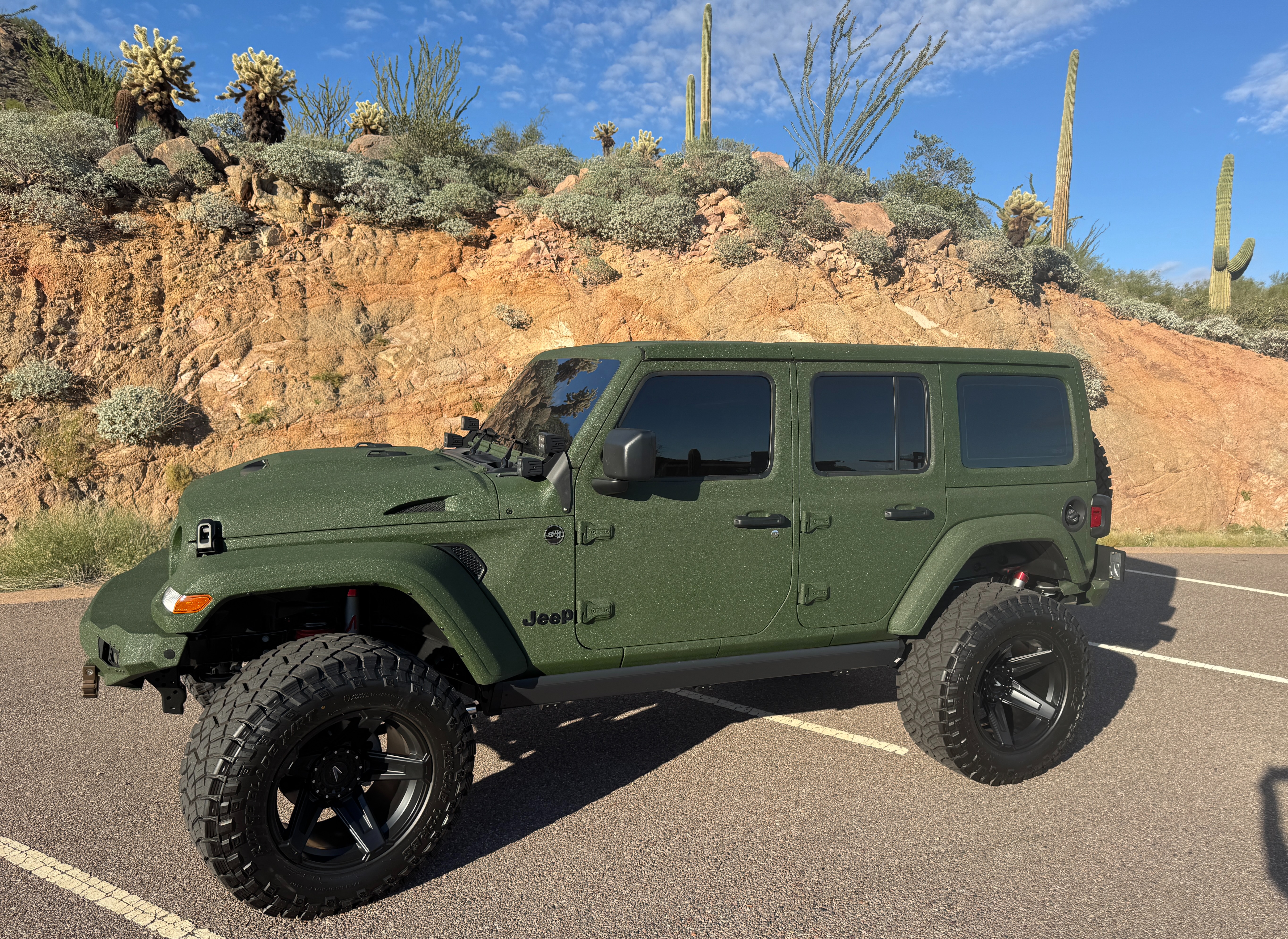 Used 2026 Jeep Wrangler Unlimited Sport AWD/4WD image 1