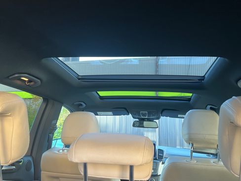 Used 2018 Mercedes-Benz GLS 450 4MATIC image 22