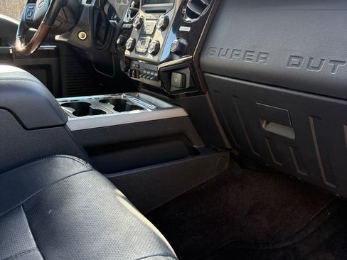 Used 2015 Ford F250 Platinum w/ FX4 Off-Road Package image 5