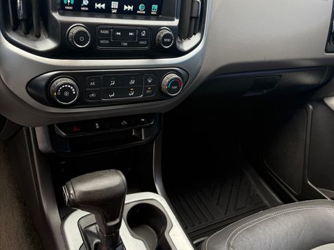 Used 2016 Chevrolet Colorado LT RWD image 6
