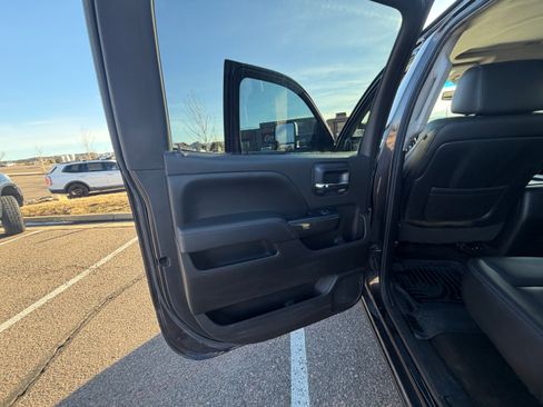 Used 2015 GMC Sierra 2500 SLT w/ Duramax Plus Package image 16