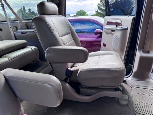 Used 2002 Ford Excursion Limited AWD/4WD image 24