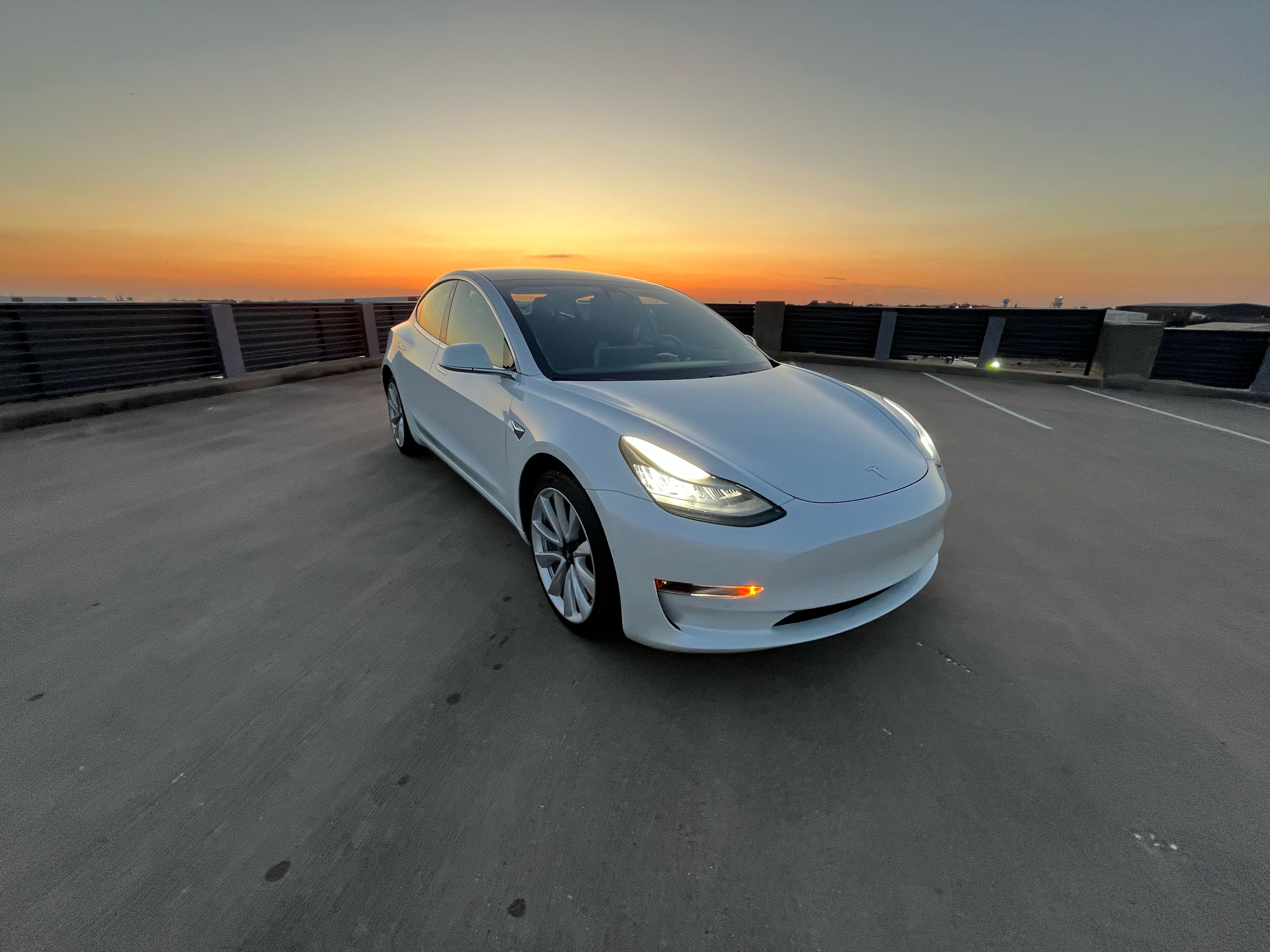 Used 2019 Tesla Model 3 Long Range AWD/4WD image 6