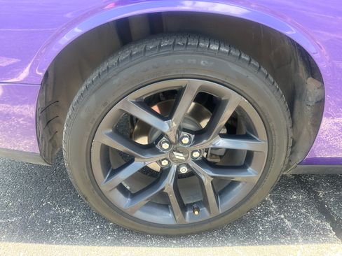 Used 2019 Dodge Challenger SXT w/ Blacktop Package image 6