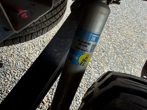 Used 2016 Ford F150 XLT w/ Equipment Group 301A Mid image 9