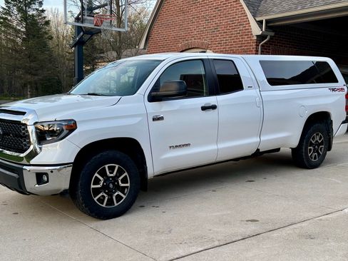 Used 2020 Toyota Tundra SR5 w/ TRD Off-Road Package AWD/4WD image 2