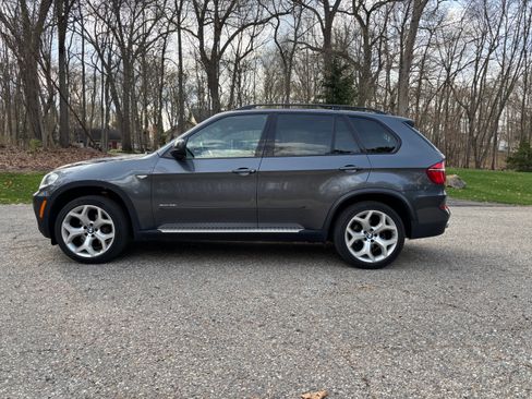 Used 2013 BMW X5 xDrive35i image 8