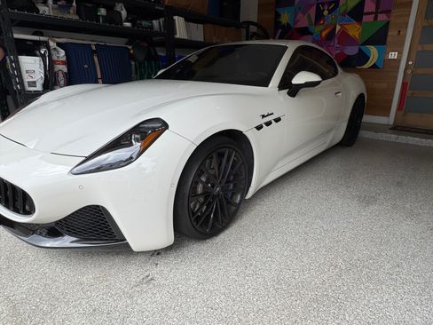 Used 2024 Maserati GranTurismo Modena image 2