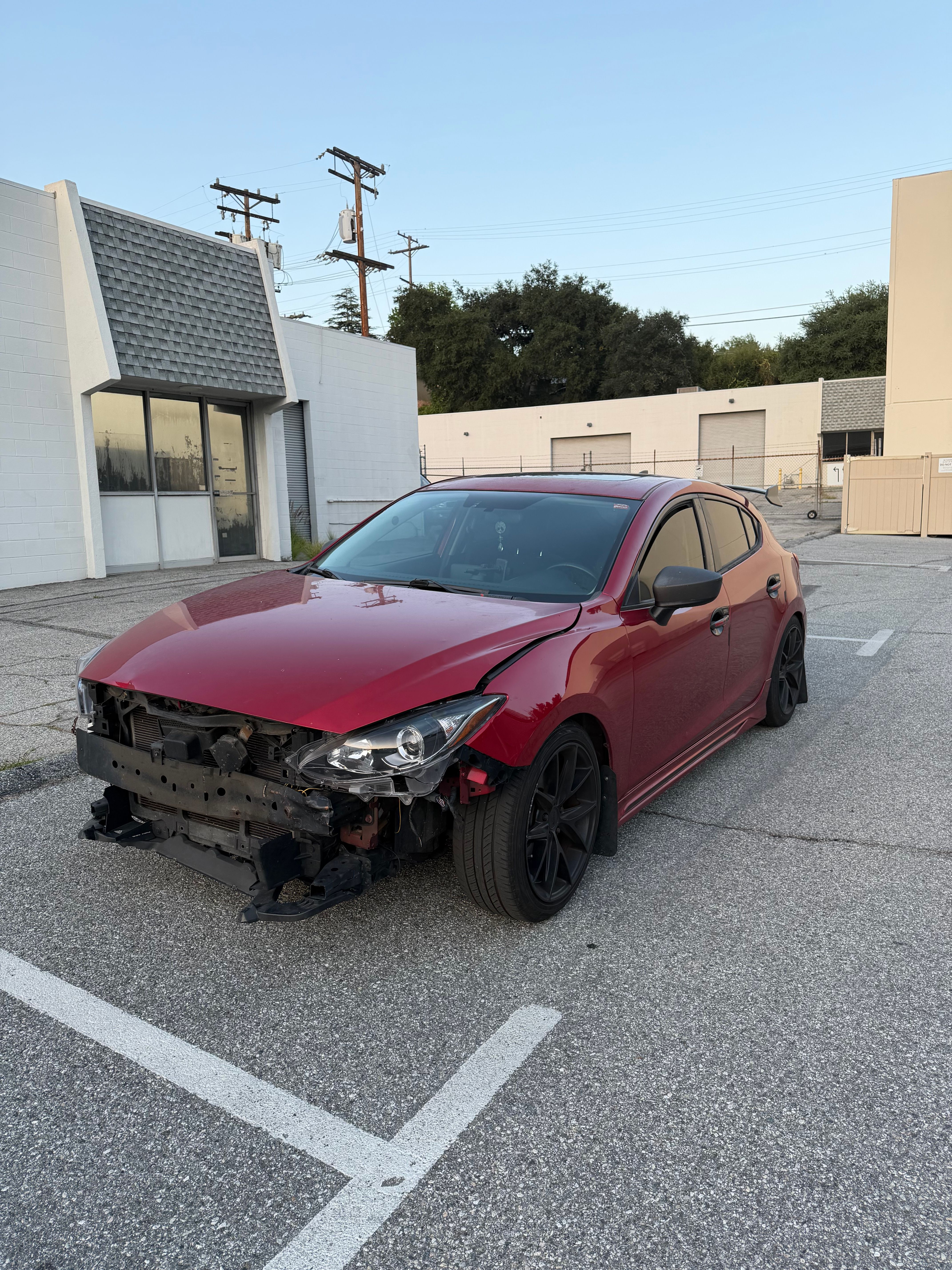 Used 2016 MAZDA MAZDA3 i Touring FWD image 2