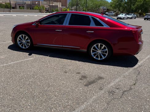 Used 2014 Cadillac XTS Luxury w/ Driver Awareness Package FWD image 7