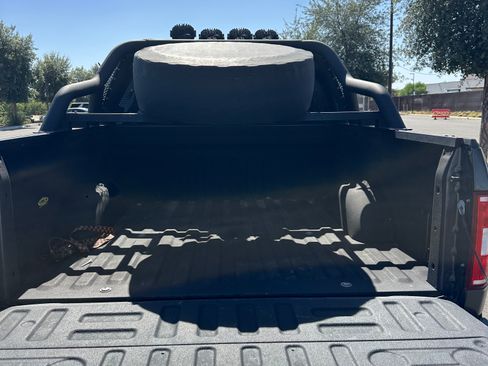 Used 2018 Ford F150 XLT w/ Equipment Group 302A Luxury AWD/4WD image 10