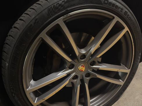 Used 2004 Porsche Cayenne S image 4