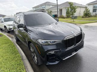 Used 2022 BMW X7 M50i AWD/4WD video 1