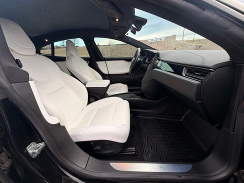 Used 2018 Tesla Model S 100D image 13