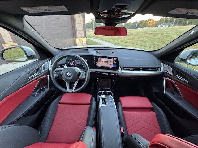 Used 2023 BMW X1 xDrive28i w/ Premium Package AWD/4WD image 16