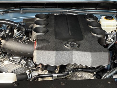 Used 2014 Toyota FJ Cruiser Sport Utility 2D w/ Trail Teams Ultimate Edition image 23