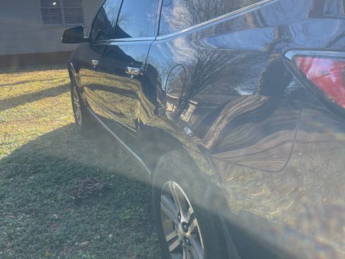 Used 2017 Chevrolet Traverse LT image 12