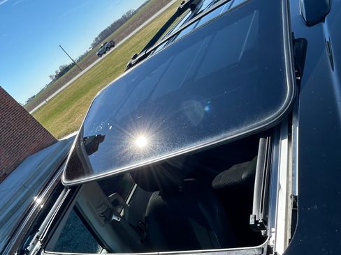 Used 2014 Toyota Sienna SE w/ SE Premium Package w/Entune image 12