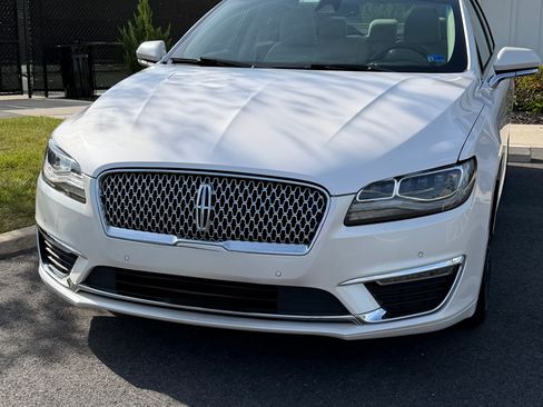 Used 2020 Lincoln MKZ Reserve w/ Luxury Package AWD/4WD image 1